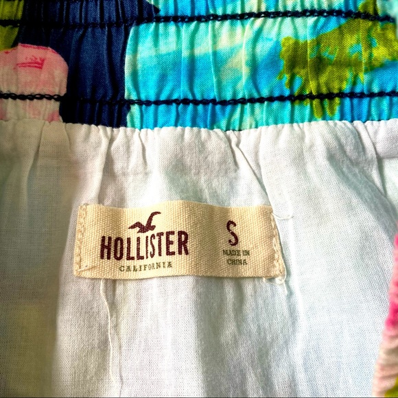 Hollister | Turquoise Floral Mini Circle Skirt - Picture 2 of 3